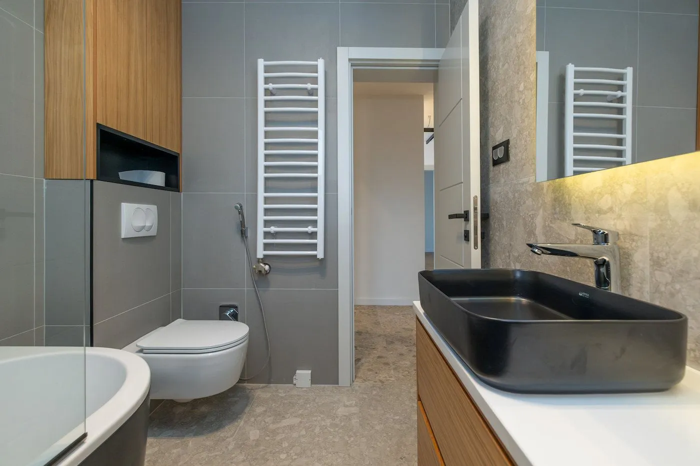 Izdavanje, kuća, 182m², Donja Gorica, Podgorica