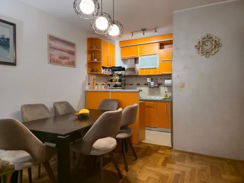 Sale, two bedroom apartment, 70m², Stari Aerodrom, Podgorica - image 4