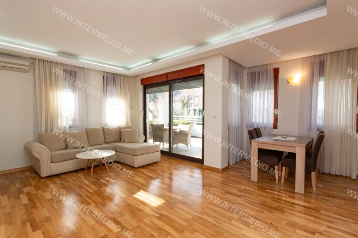 Prodaja, dvosoban stan, 80m², Đenovići, Herceg Novi