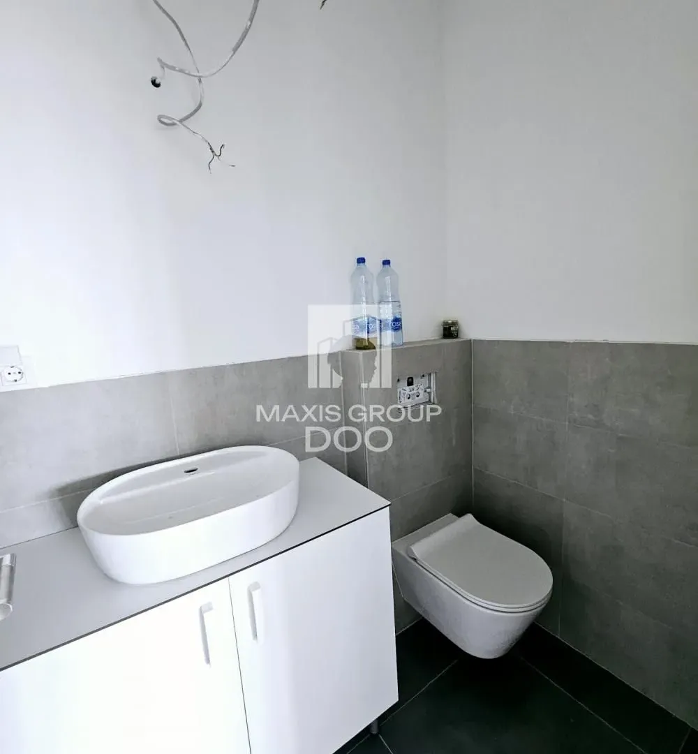 Prodaja, trosoban stan, 78m², Olimp, Zvezdara Sve Podlokacije