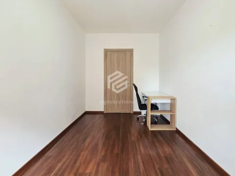 Rent, two bedroom apartment, 69m², City Kvart, Podgorica - image 4