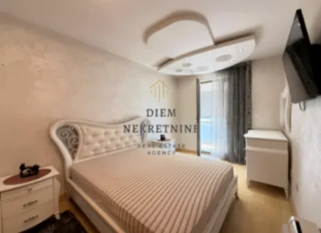 Izdavanje, četvorosoban stan, 178m², Podgorica, Crna Gora - image 8