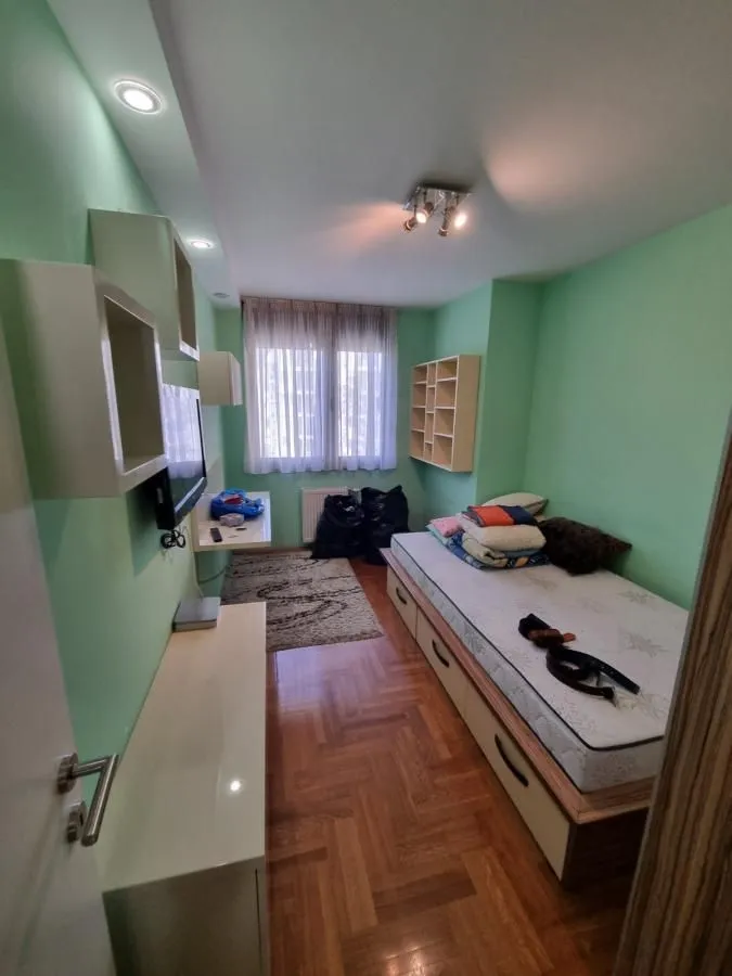 Prodaja, stan, 155m², Grbavica, Novi Sad Sve Podlokacije
