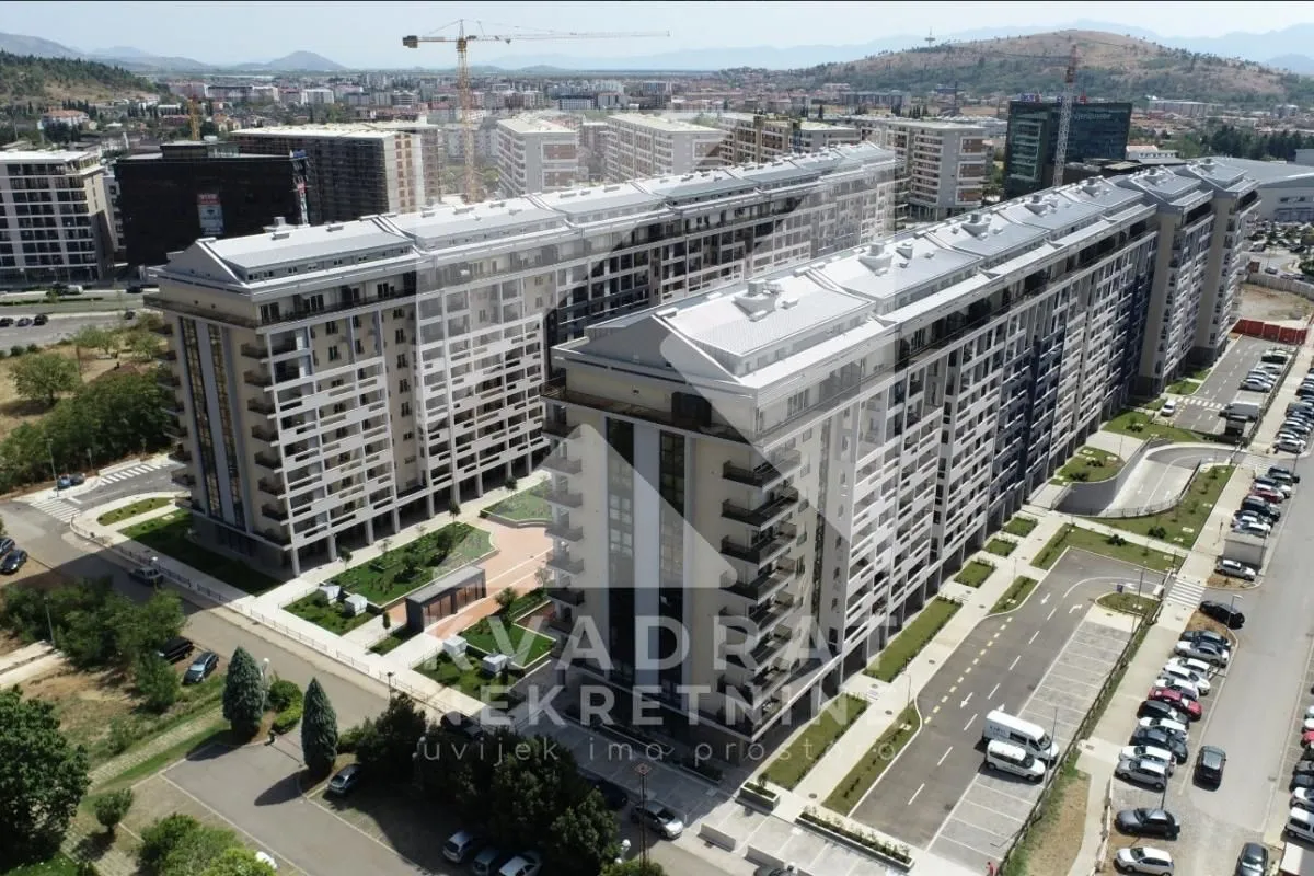 Izdavanje, jednosoban stan, 48m², Master Kvart, Podgorica