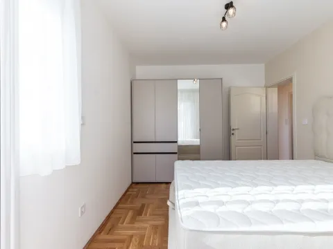 Rent, two bedroom apartment, 64m², Bečići, Budva - image 12