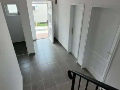 Prodaja, kuća, 105m², Petrovaradin, Novi Sad - image 4