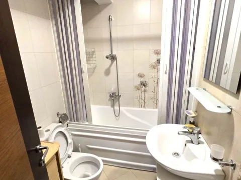 Rent, two bedroom apartment, 70m², Stari Aerodrom, Podgorica - image 14