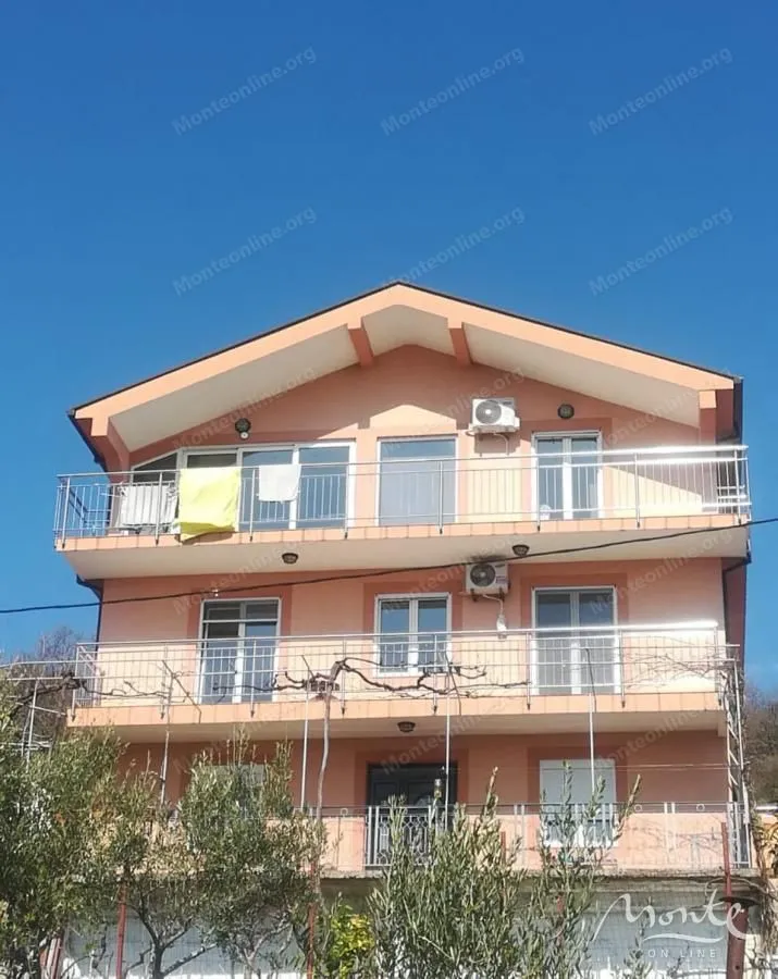 Prodaja, kuća, 410m², Podi, Herceg Novi