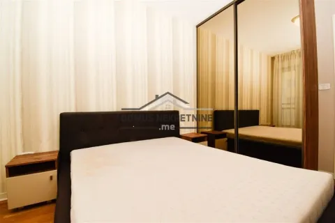 Rent, one bedroom apartment, 45m², City Kvart, Podgorica - image 10