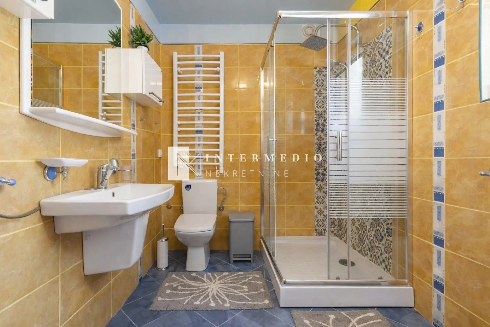 Prodaja, jednosoban stan, 60m², Centar, Herceg Novi