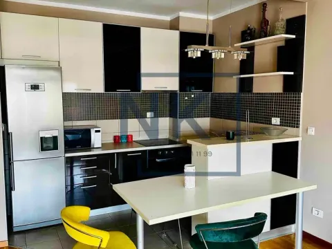 Prodaja, jednosoban stan, 51m², City Kvart, Podgorica - image 2