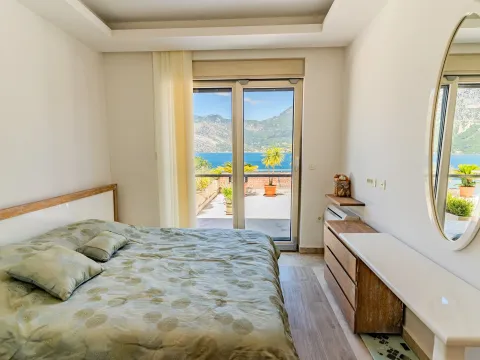 Sale, three bedroom apartment, 268m², Kostanjica, Kotor - image 5