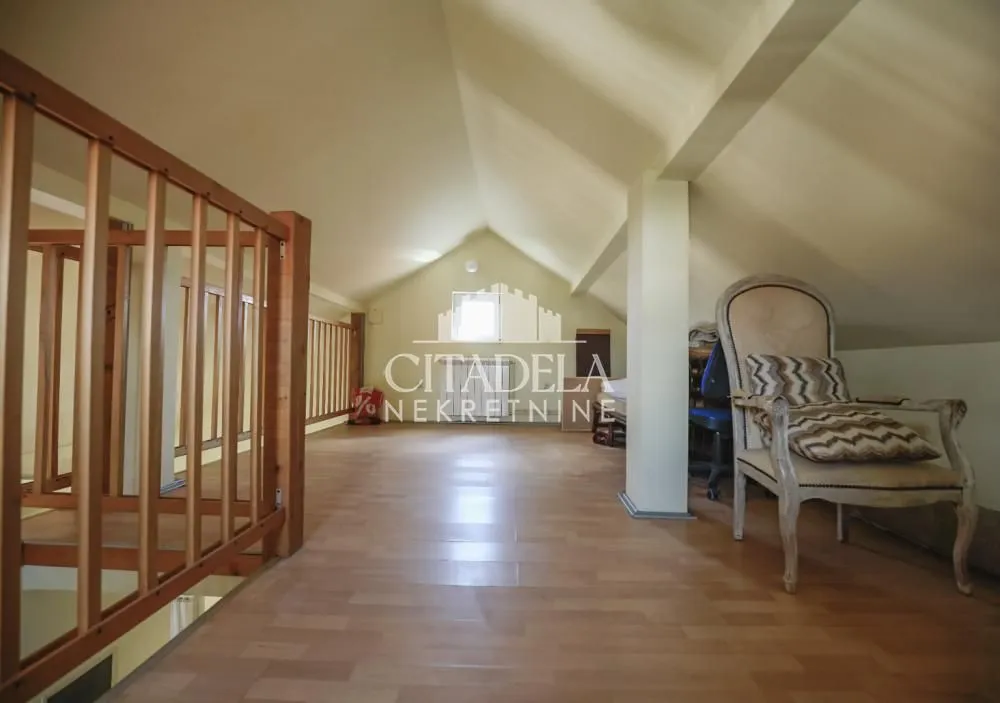 Sale, two bedroom apartment, 84m², Altina, Beograd