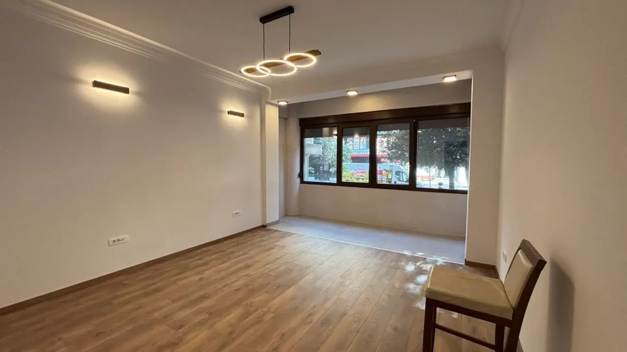 Rent, office space, 70m², Centar, Podgorica