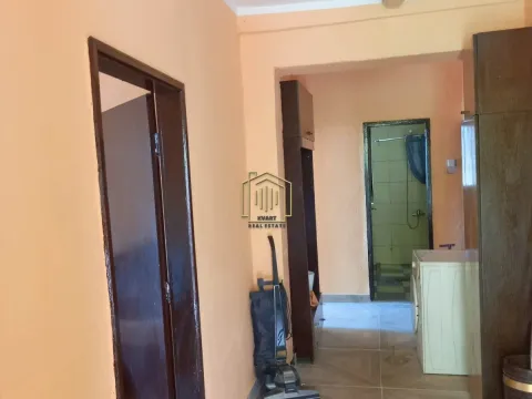 Izdavanje, trosoban stan, 85m², Dalmatinska ulica, Podgorica - image 2