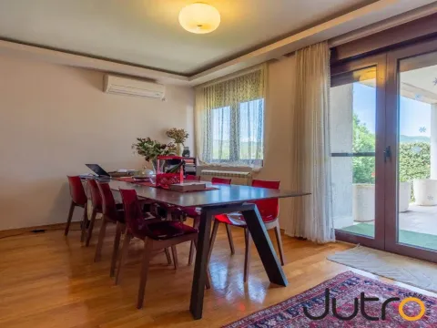 Izdavanje, kuća, 320m², Donja Gorica, Podgorica - image 13