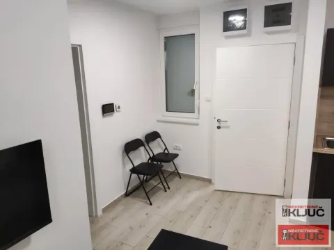 Rent, studio apartment, 32m², Novi Sad, Srbija - image 3