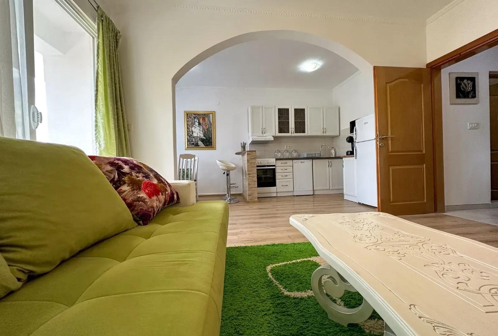 Rent, one bedroom apartment, 65m², Centar, Tivat