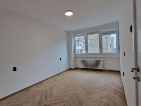 Sale, three bedroom apartment, 73m², Rotkvarija, Novi Sad Sve Podlokacije - image 7