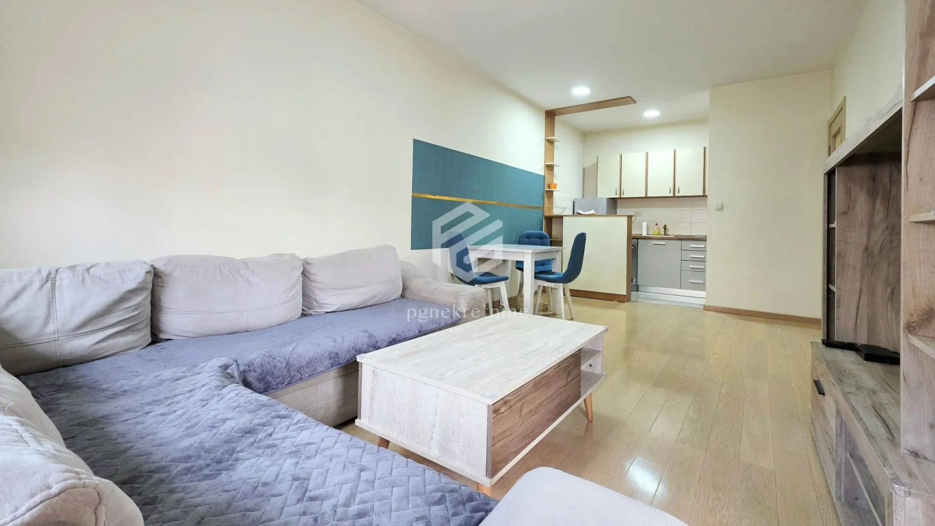 Izdavanje, jednosoban stan, 46m², City Kvart, Podgorica