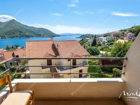 Sale, two bedroom apartment, 72m², Kamenari, Herceg Novi