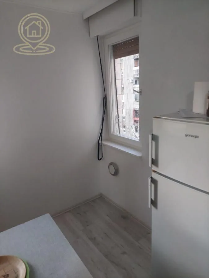 Izdavanje, trosoban stan, 78m², Liman 3, Novi Sad Sve Podlokacije