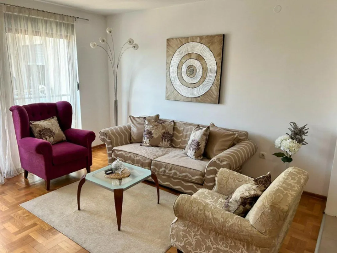 Rent, one bedroom apartment, 50m², Tološka šuma, Podgorica