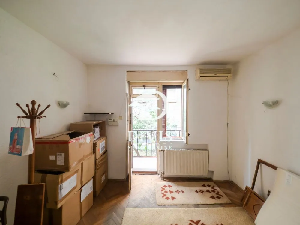 Prodaja, trosoban stan, 80m², Skadarlija, Beograd