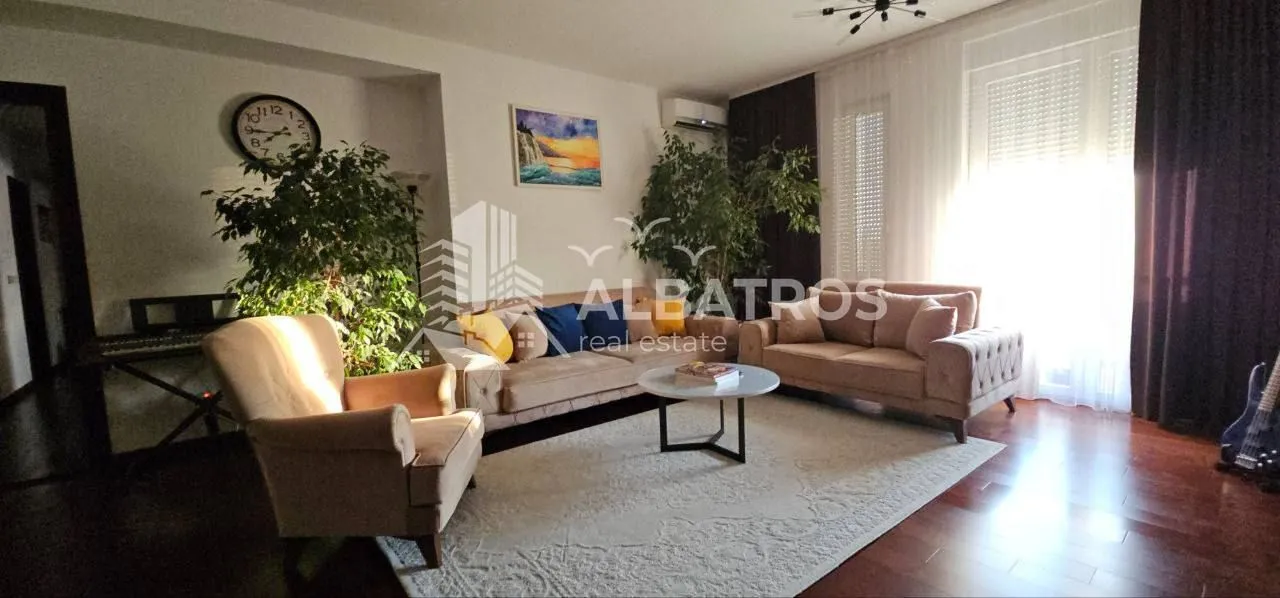 Sale, three bedroom apartment, 151m², Bar, Crna Gora