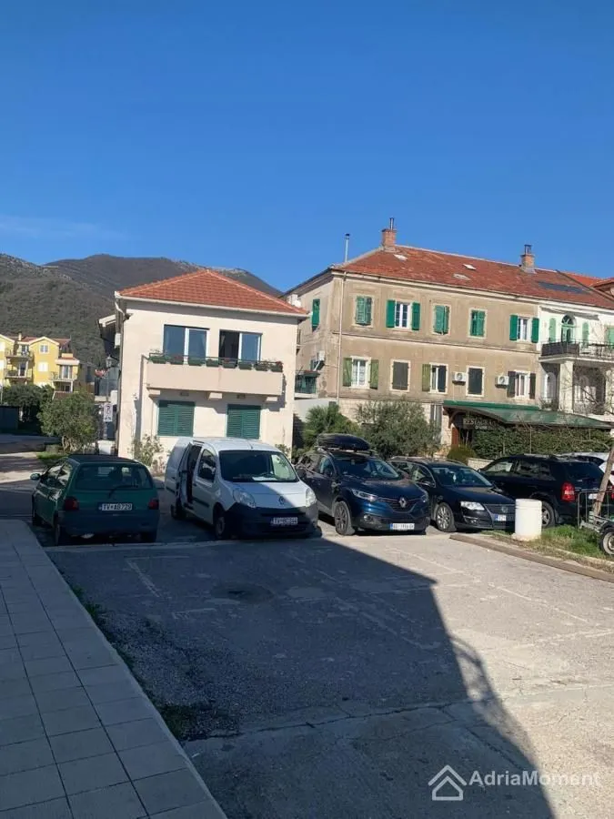 Prodaja, kuća, 105m², Donja Lastva, Tivat