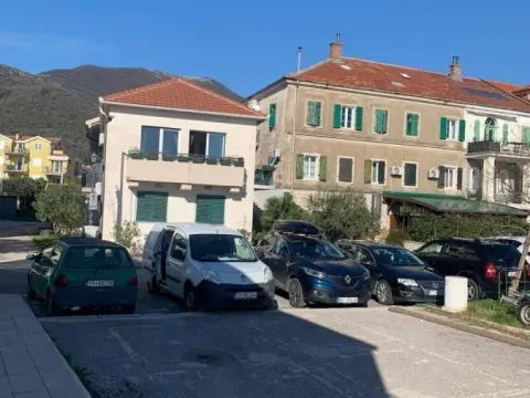 Prodaja, kuća, 105m², Donja Lastva, Tivat - image 2