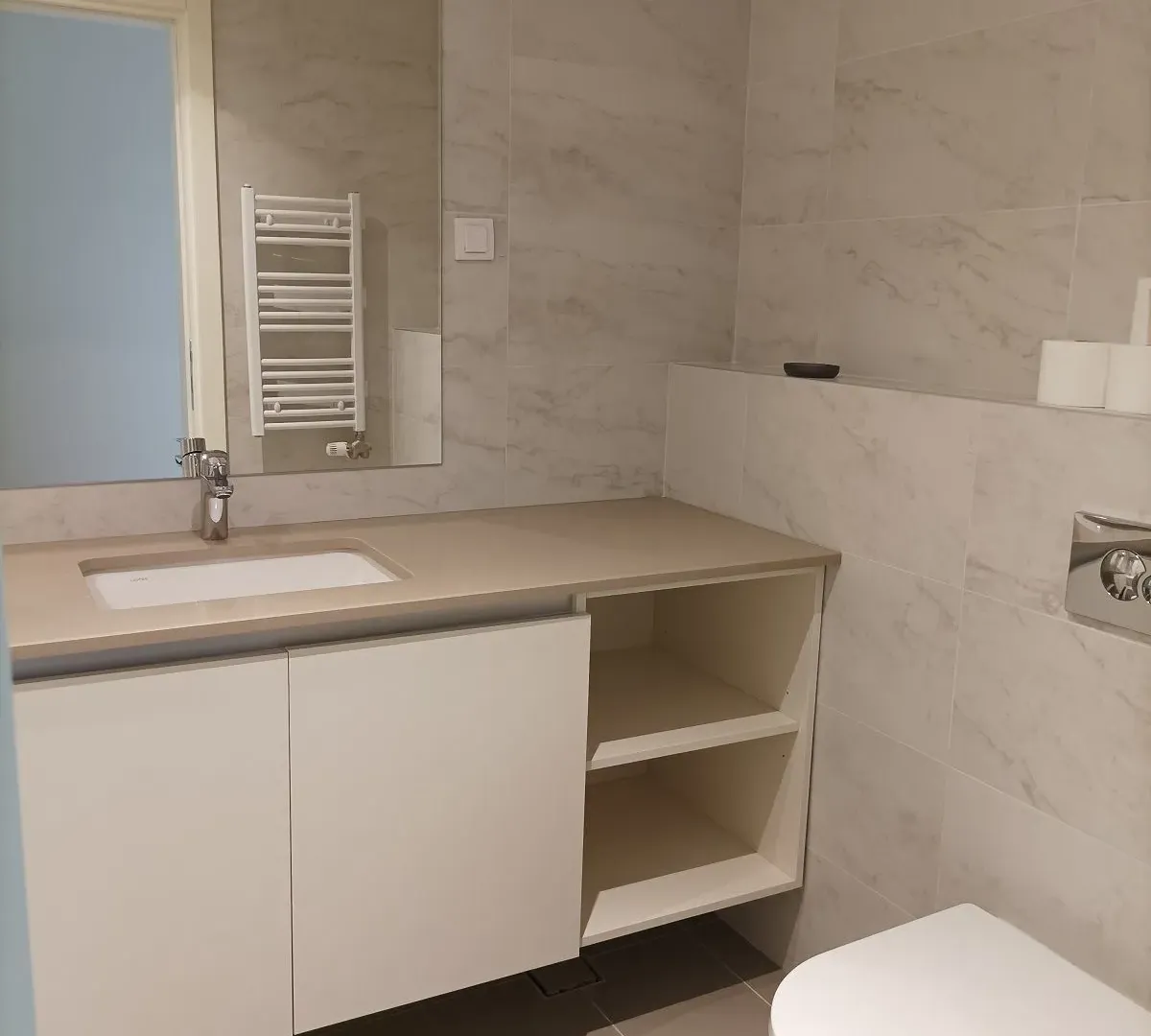 Rent, four bedroom apartment, 120m², Beograd Na Vodi, Beograd