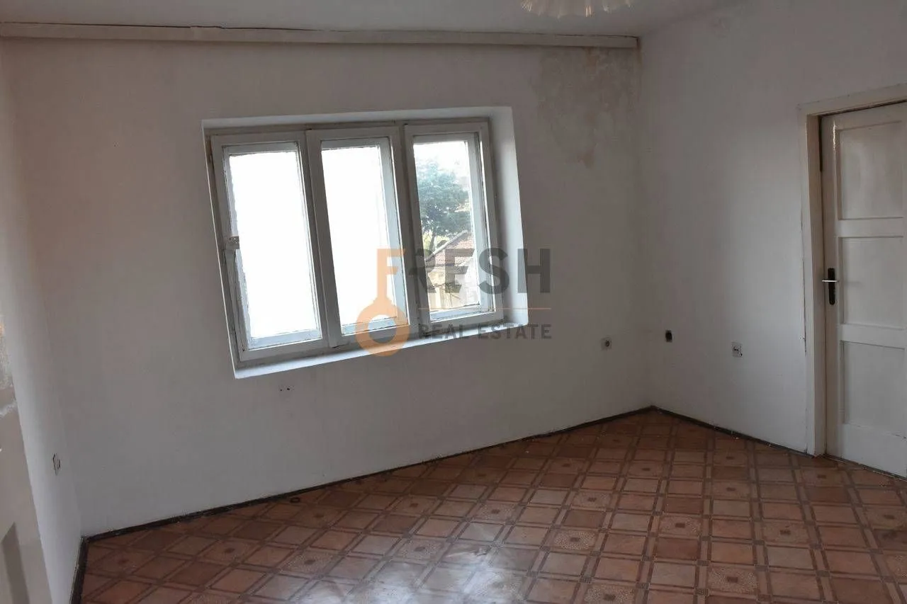 Prodaja, kuća, 200m², Masline, Podgorica