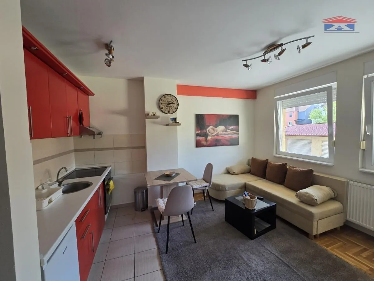 Izdavanje, jednosoban stan, 36m², Grbavica, Novi Sad Sve Podlokacije