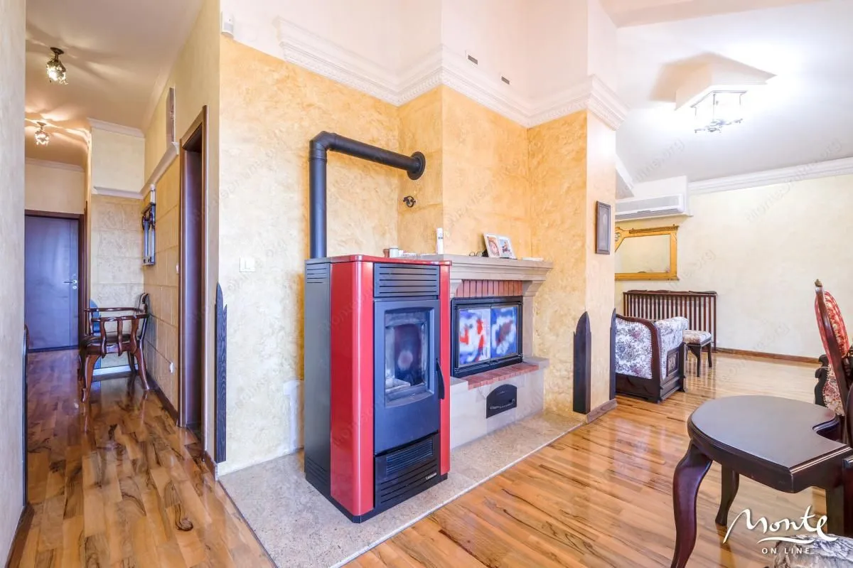 Sale, four bedroom apartment, 179m², Budva, Crna Gora