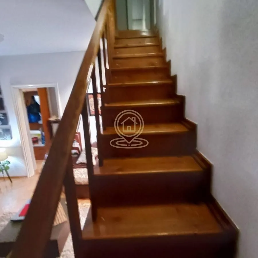 Prodaja, četvorosoban stan, 71m², Crveni Pevac, Niš