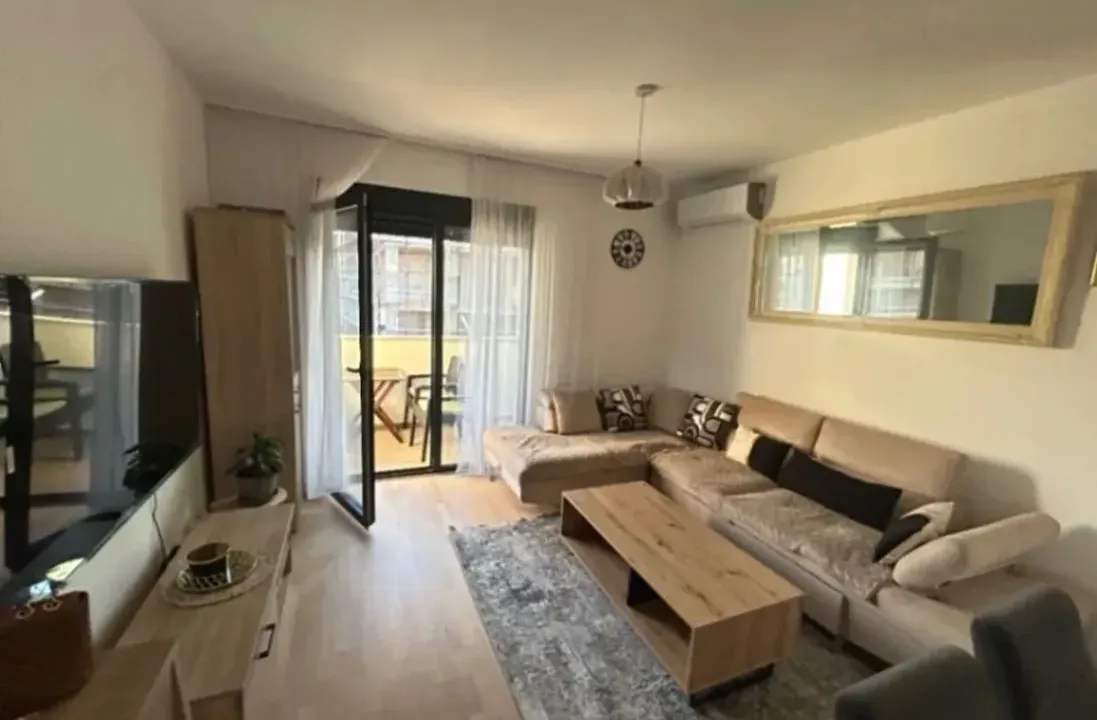 Izdavanje, jednosoban stan, 45m², Zabjelo, Podgorica