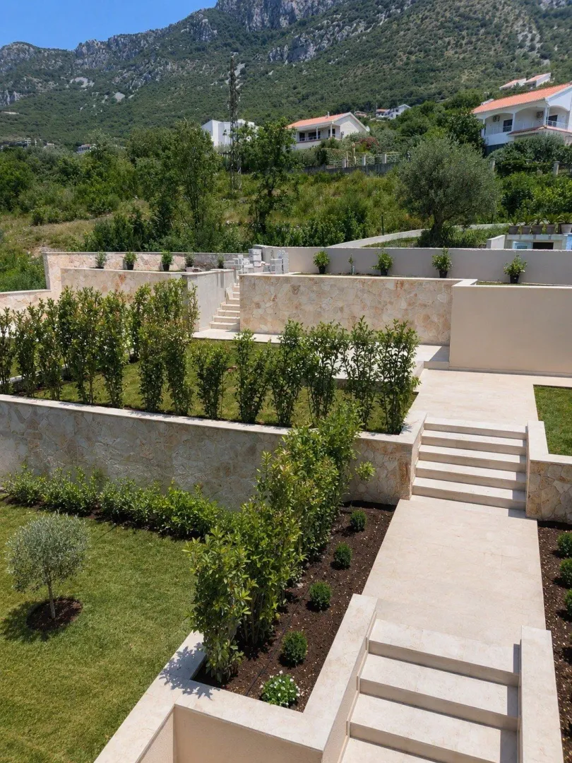Rent, house, 295m², Sveti Stefan, Budva