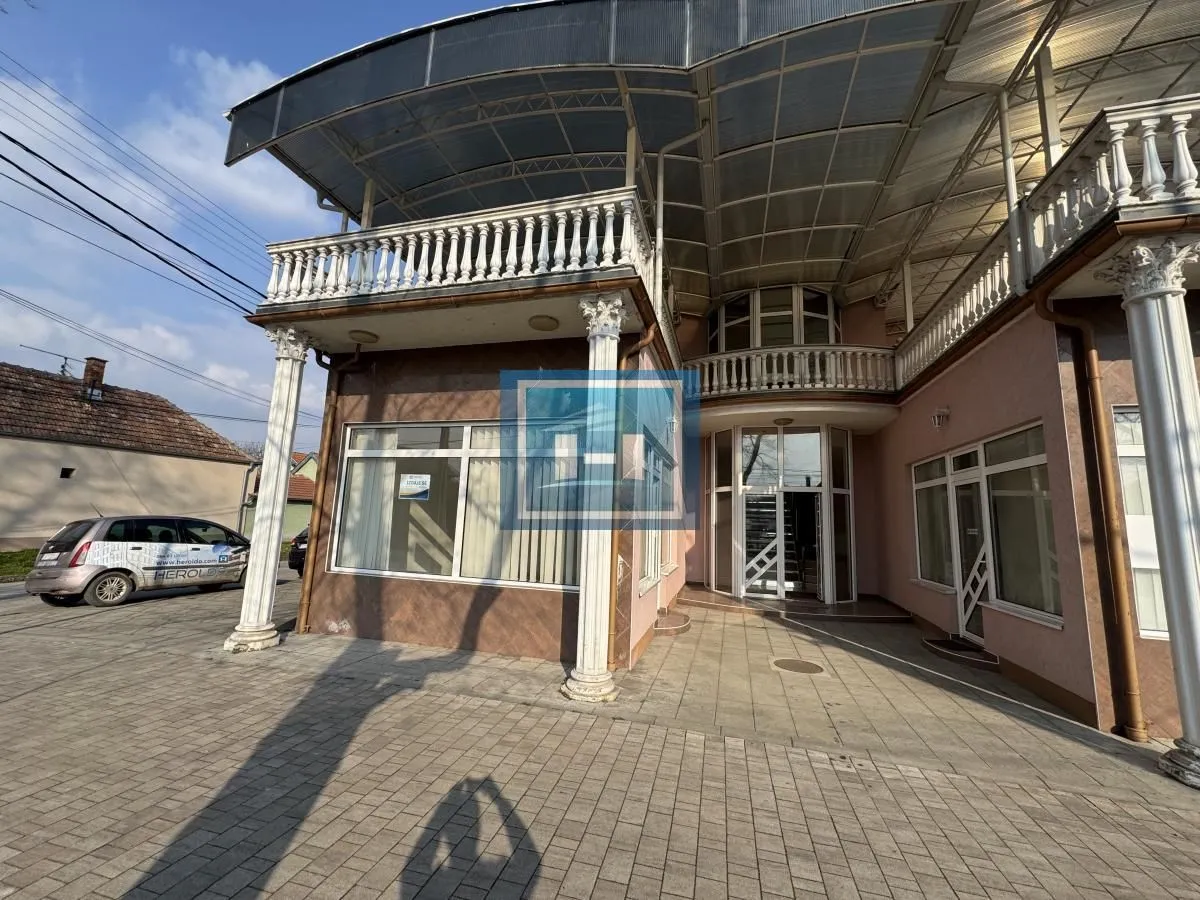 Rent, office space, 35m², Ćuprija, Srbija