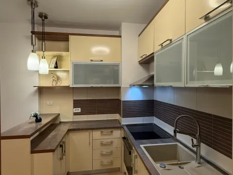 Prodaja, dvosoban stan, 69m², Pobrežje, Podgorica - image 16