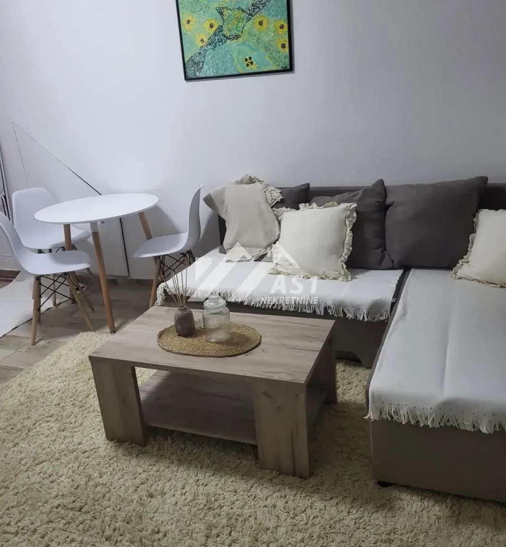Izdavanje, dvosoban stan, 34m², Novi Sad Sve Podlokacije, Novi Sad