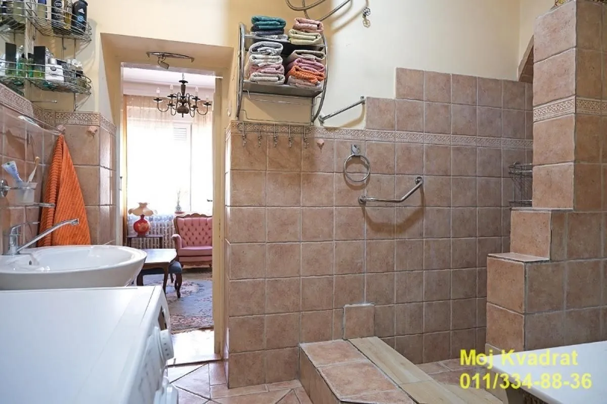 Prodaja, trosoban stan, 105m², Stari Grad, Beograd