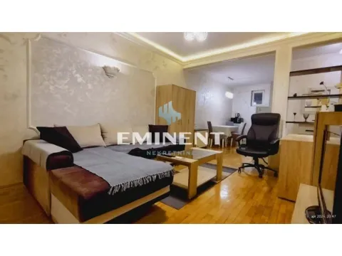 Rent, two bedroom apartment, 50m², Crveni Krst, Beograd - image 1