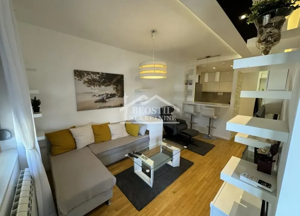 Rent, one bedroom apartment, 41m², Zemun Sve Podlokacije, Beograd