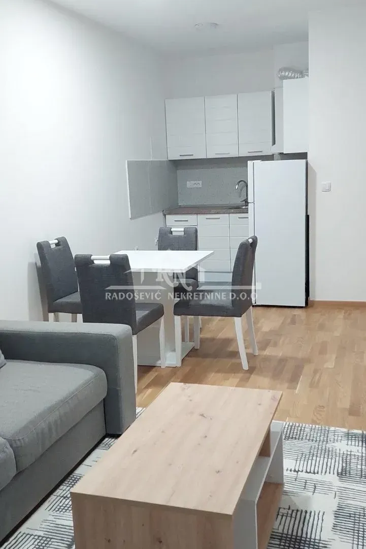 Izdavanje, jednosoban stan, 42m², Vidikovački venac, Rakovica