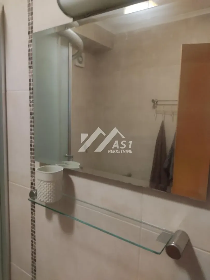 Izdavanje, jednosoban stan, 30m², Liman 4, Novi Sad Sve Podlokacije