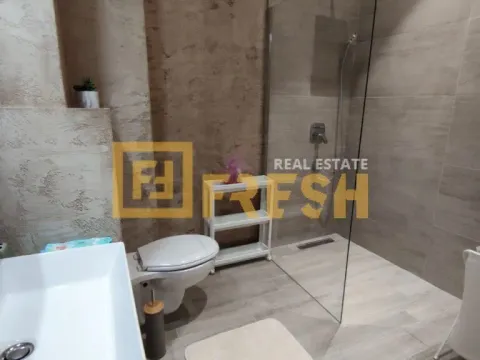 Rent, one bedroom apartment, 43m², Blok 9, Podgorica - image 10