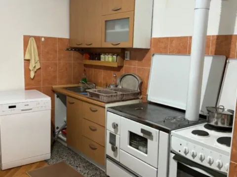 Prodaja, dvosoban stan, 62m², Centar, Berane - image 12