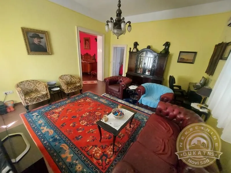 Prodaja, kuća, 187m², Sremska Kamenica, Petrovaradin