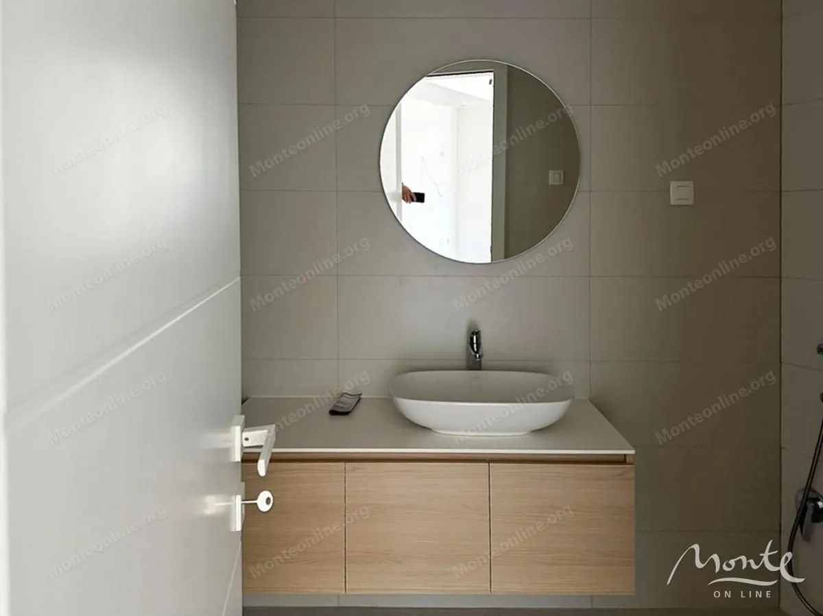 Sale, one bedroom apartment, 54m², Bečići, Budva